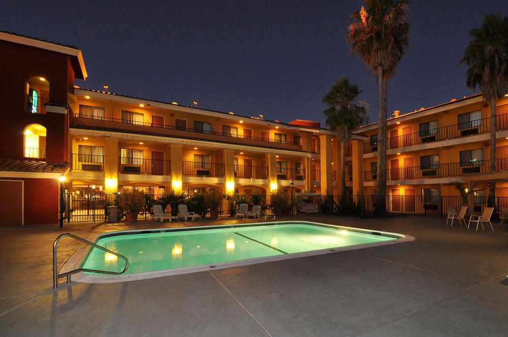 Rancho Cordova Inn Экстерьер фото